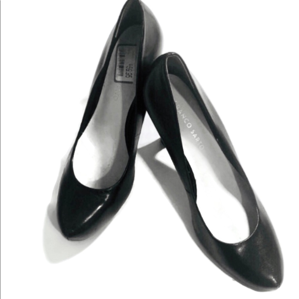 NWT Franco Sarto Black Career Pumps